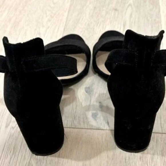 Old Navy Black Women's Sandals - Picture 5 of 5